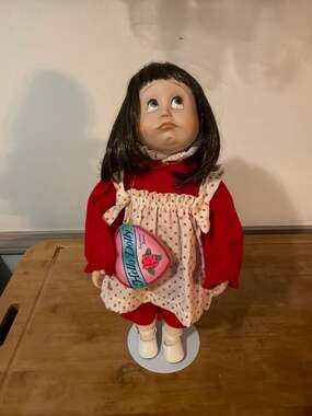 Vintage Hello Dolly Signature Series Jenny Porcelain Teardrop Doll in Red Heart